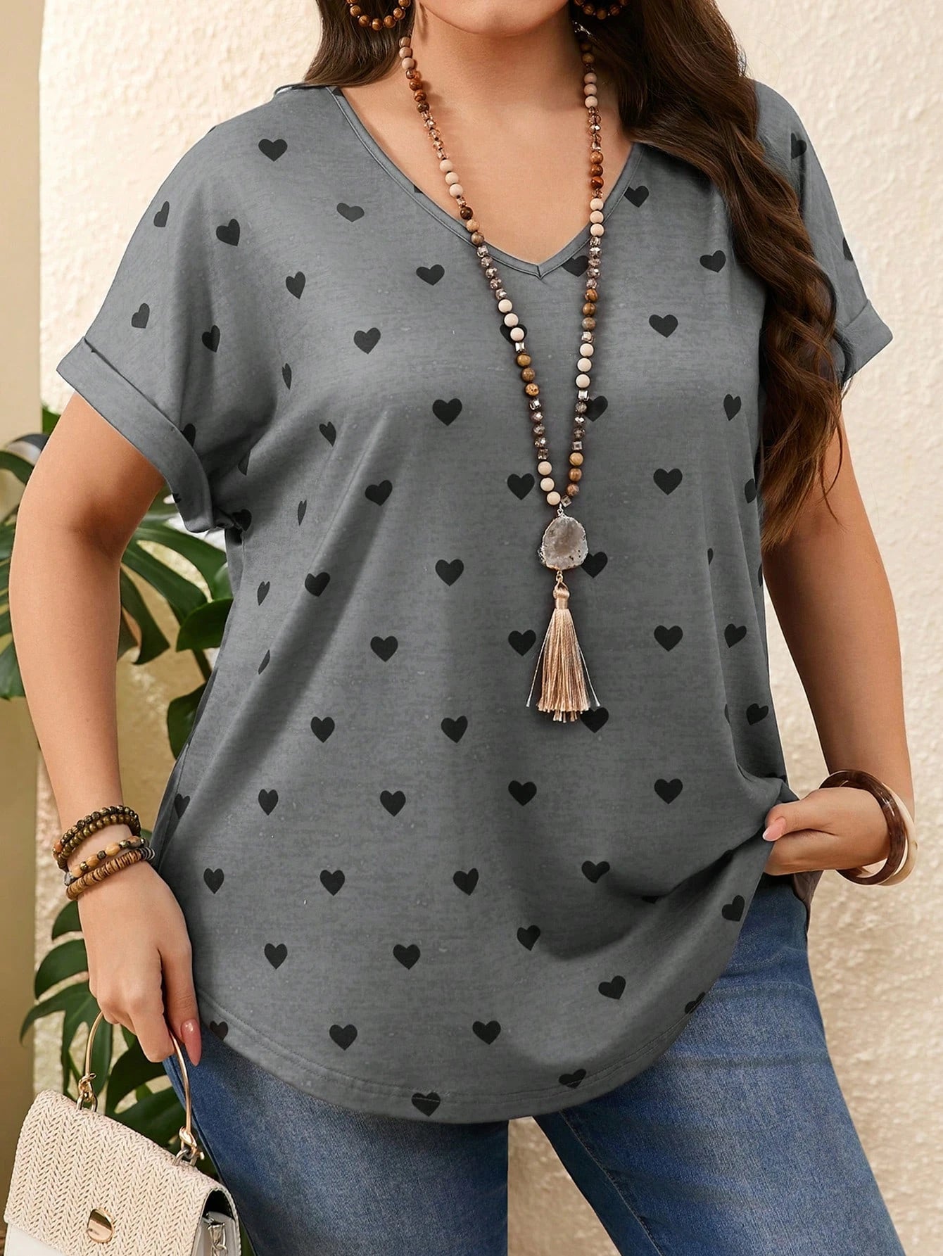 Plus Size Heart Design Pattern Printed T-shirts Summer Fashionable High Quality Short Sleeved Casual Sports V-Neck Pullover Tops