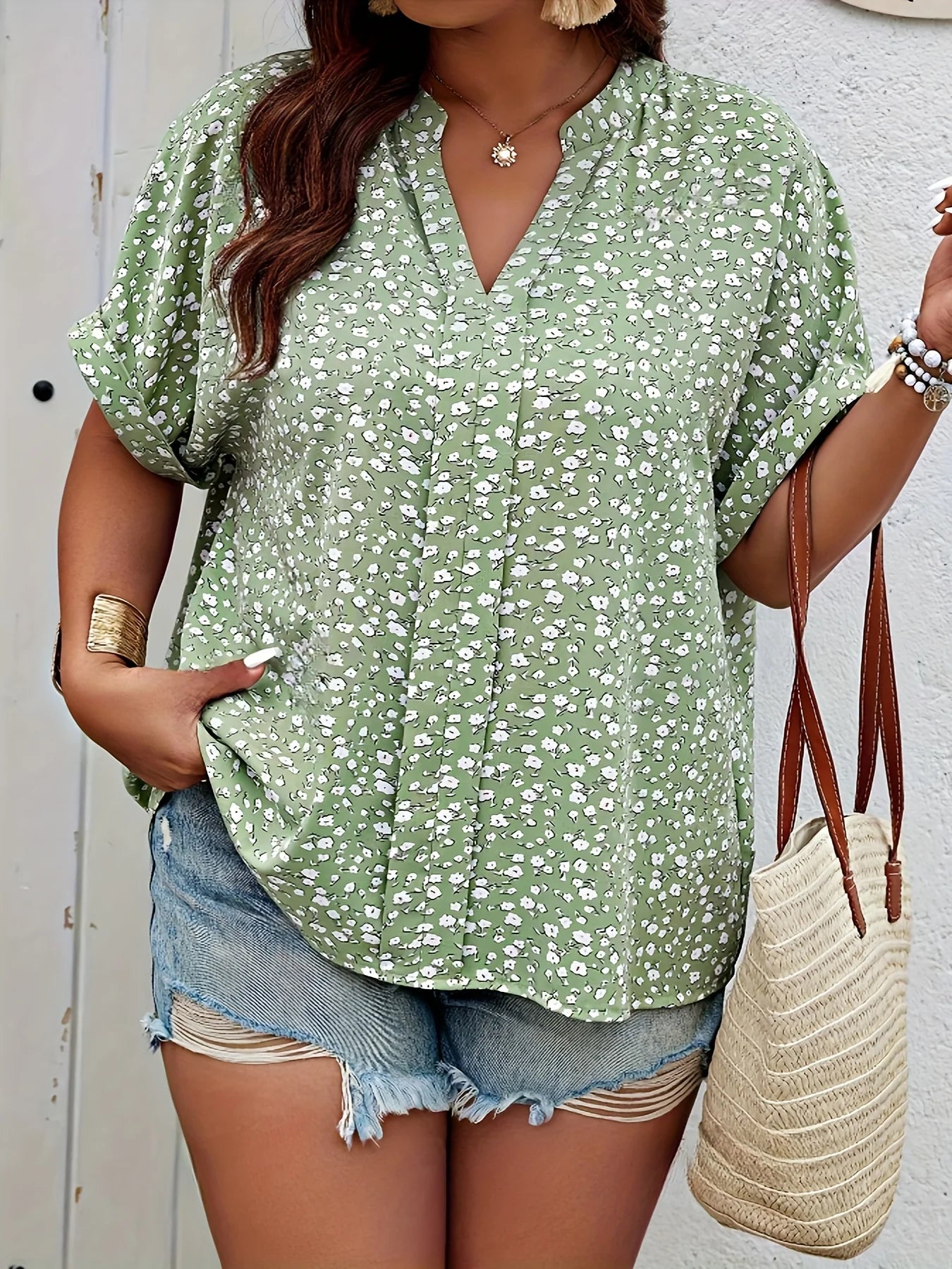 Plus Size Summer Floral Print Shirt for Women Casual Office Lady Fashionable European and American Style Loose Tops