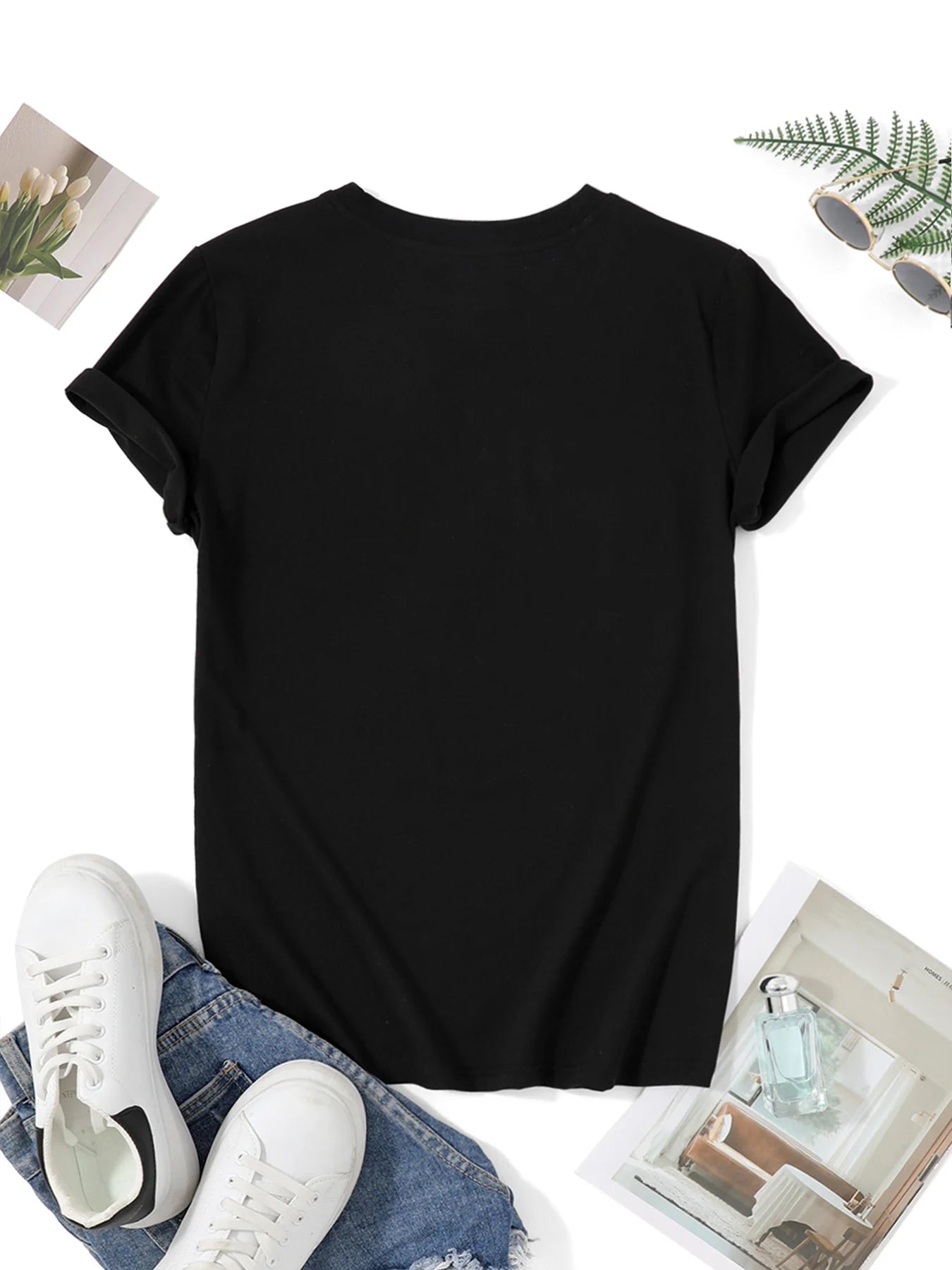 Women's Casual T-shirt, Cherry Blossom Print, Short Sleeves, Round Neck, Spring/summer Floral Design, with Japanese Characters.