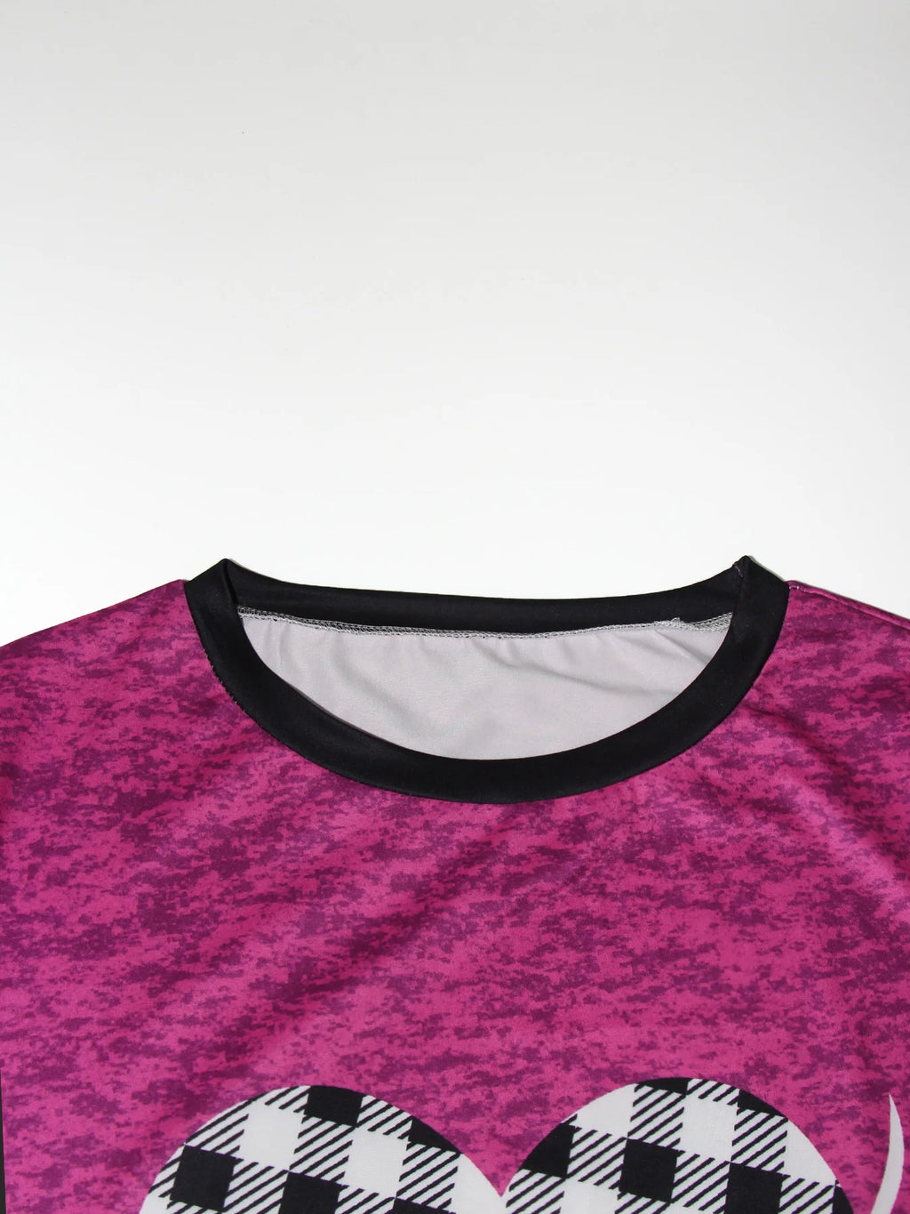 Plus size women's love printed round neck pullover T-shirt women's tops fashionable and versatile knitted tops