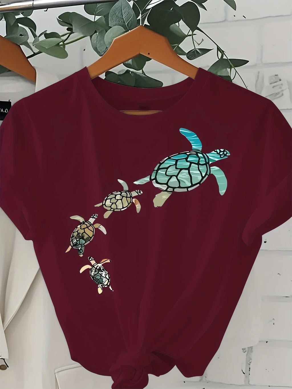Women's Casual Short Sleeve T-Shirt Loose Fit Round Neck with Cartoon Turtle Graphic Print for Spring/Summer women clothing