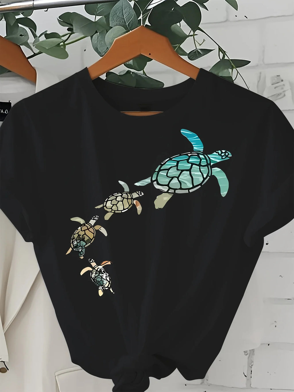 Women's Casual Short Sleeve T-Shirt Loose Fit Round Neck with Cartoon Turtle Graphic Print for Spring/Summer women clothing