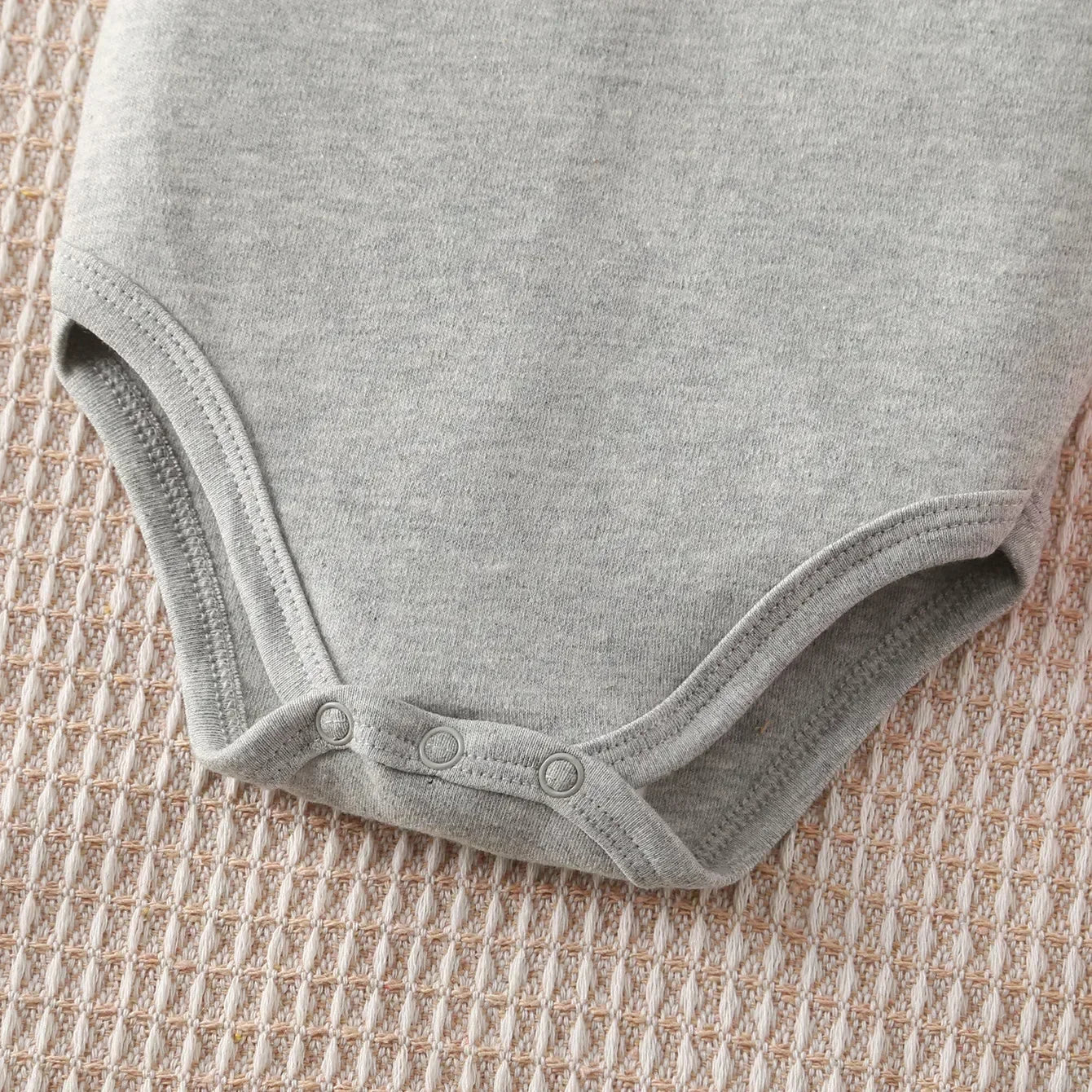 Daddy's Future Gaming Buddy Print Cloths Pure Cotton Comfortable Onesie Bodysuit for Baby Jumpsuit for 0 To 12 Months Newborn