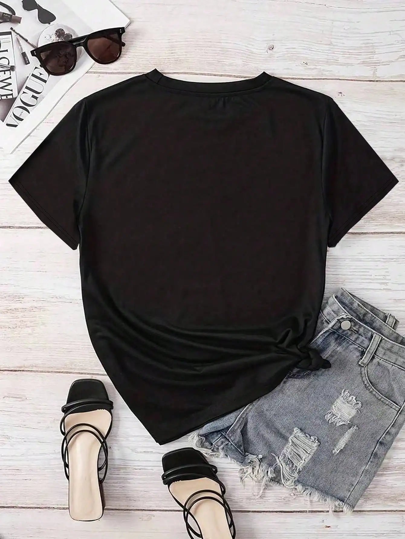 2026 New Fashion Plus Size Women Summer Cute Bunny Holding Flowers Print Casual Crew Neck Short Sleeve Tee Tops Clothing