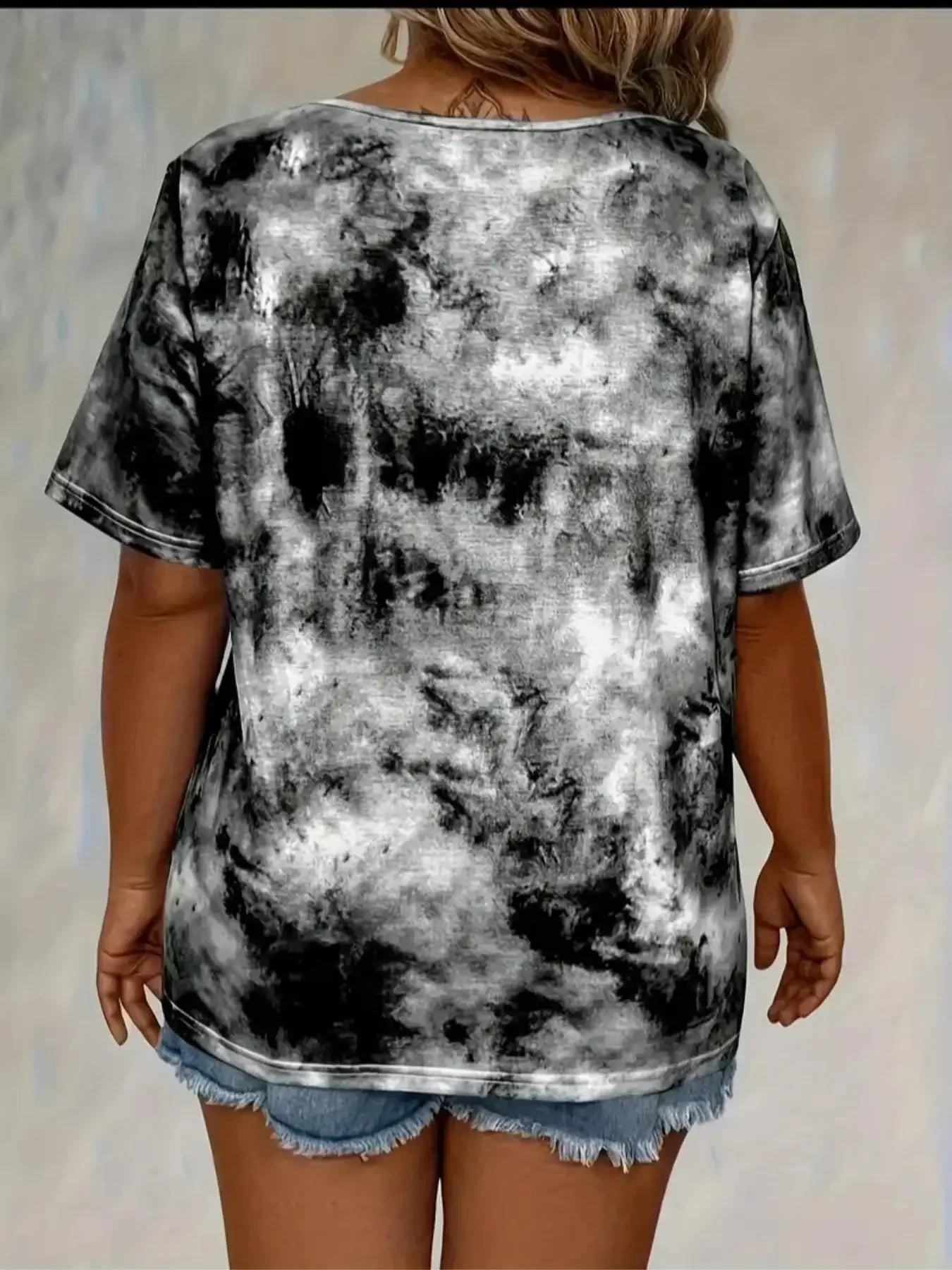 Plus Size Women's 1XL-5XL Fashion Tie Dye Print Short Sleeve T-Shirt Ladies Casual Loose Fit Tee with Lace-Up Drape Neck T-shirt
