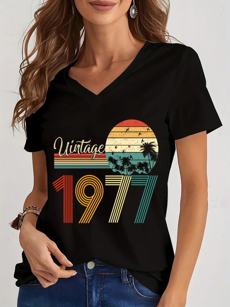 Women’s Tshirts 1975 Graphic Vintage 1970 To 1979 Casual V-neck Harajuku Fashion V-neck Summer Aesthetic Retro Shirts Female