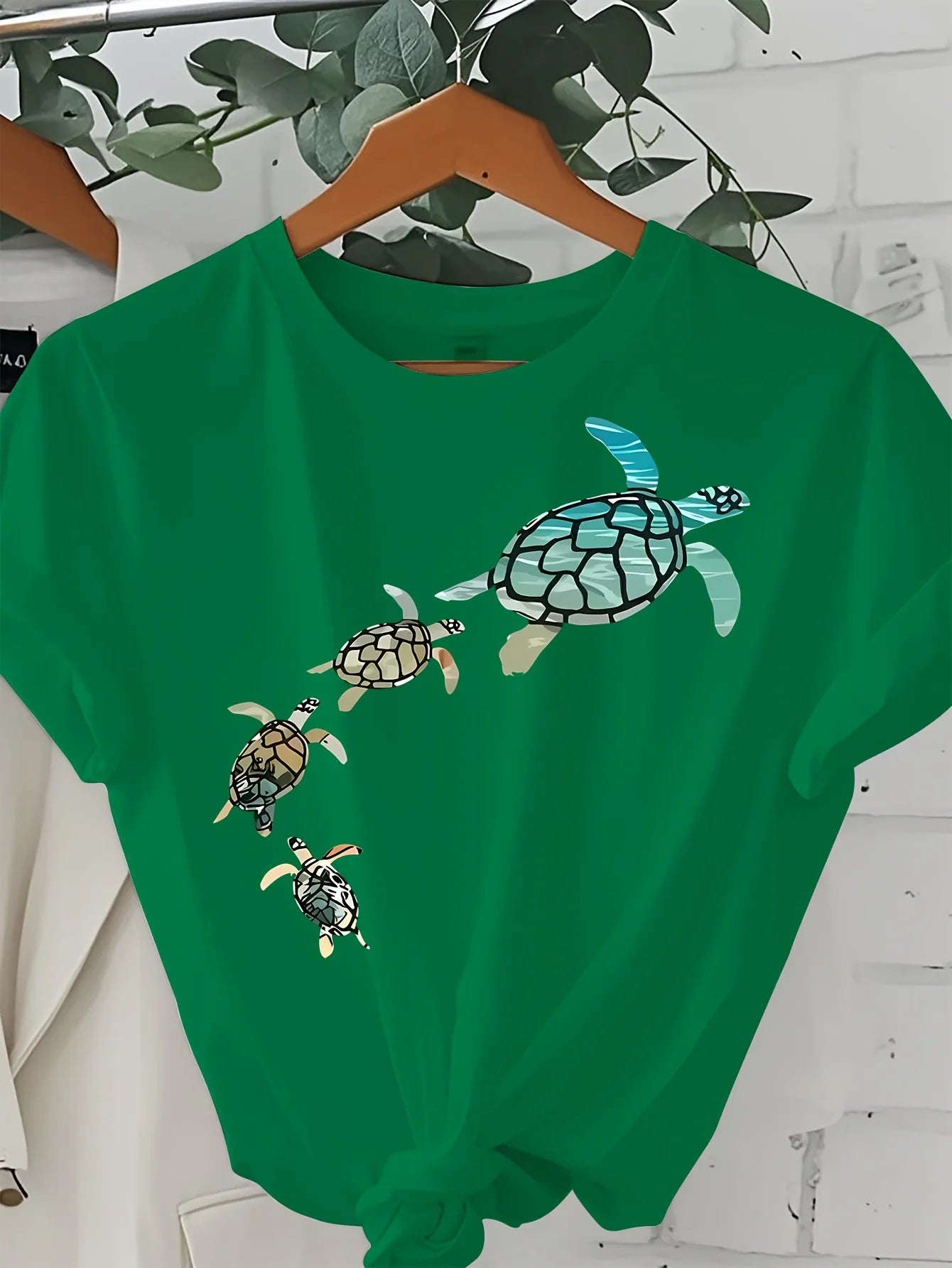 Women's Casual Short Sleeve T-Shirt Loose Fit Round Neck with Cartoon Turtle Graphic Print for Spring/Summer women clothing
