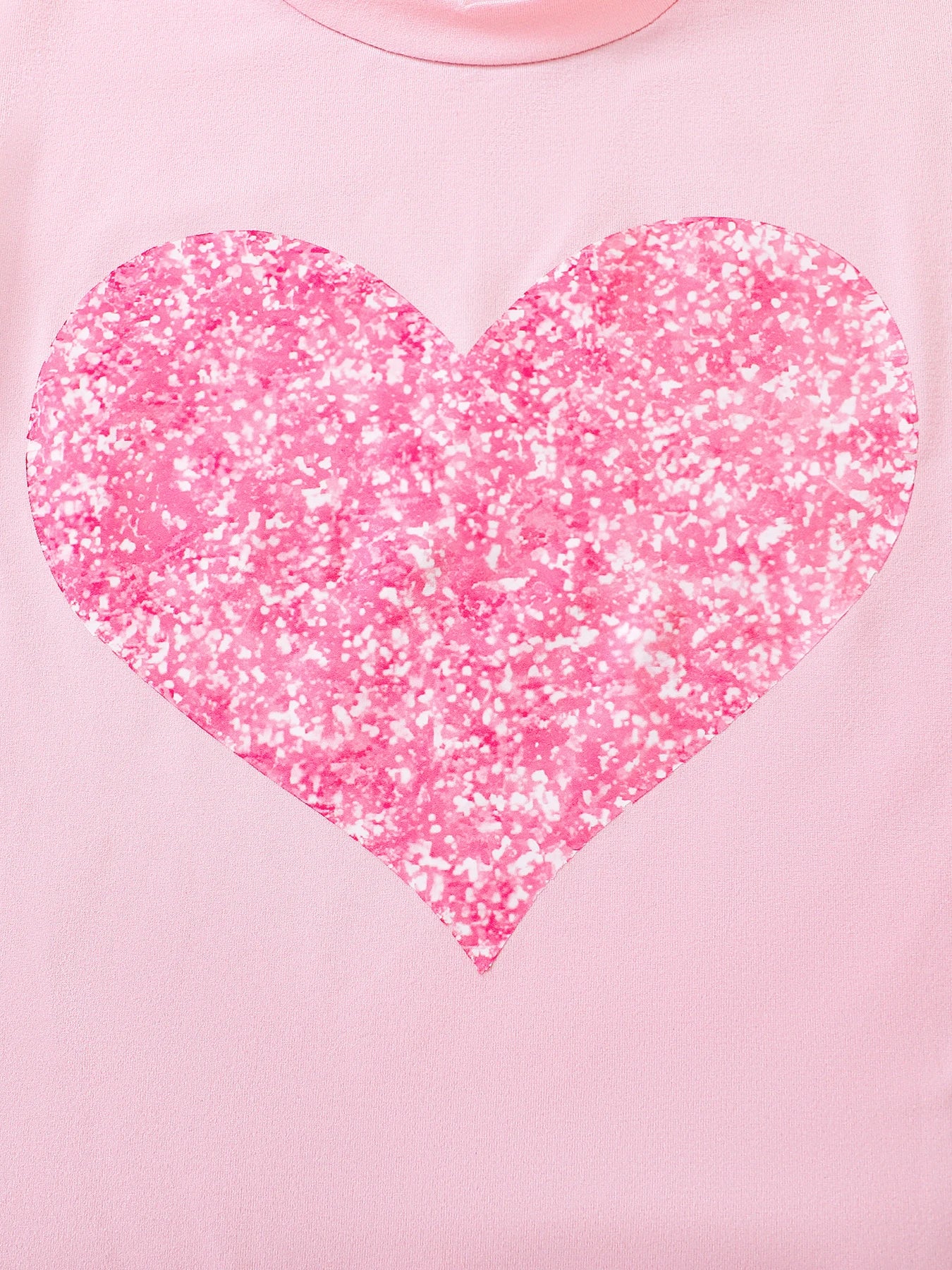 A 3-piece set of 2025 summer fashion girls' cool and breathable heart-shaped pattern printed T-shirts