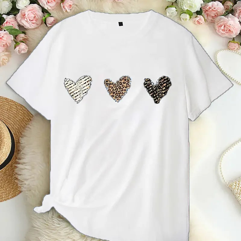Plus Size Heart Print T-Shirt Casual Crew Neck Short Sleeve T-Shirt Women's Plus Size Clothing